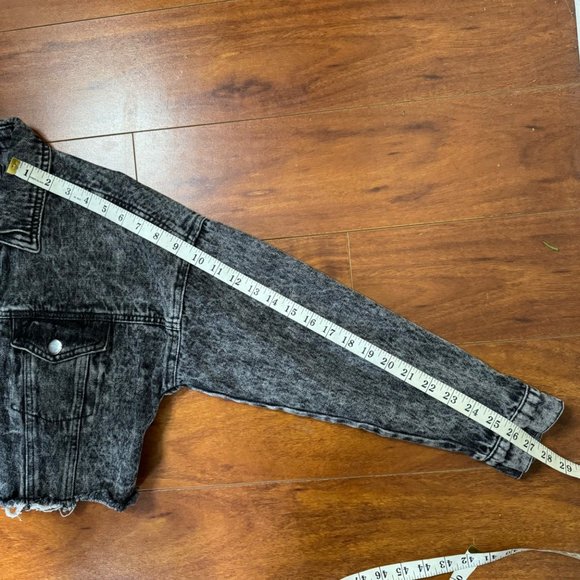 Highway Jeans Cropped Denim Jacket Raw Hem Edging Size S - Picture 11 of 12